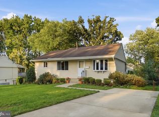 5607 Haddon Dr, Lanham, MD 20706