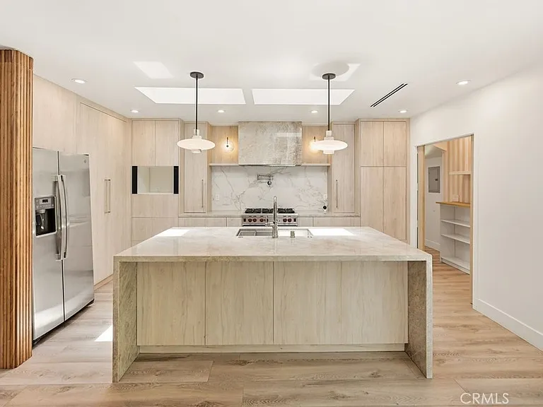 21231 San Miguel St — Photo 3