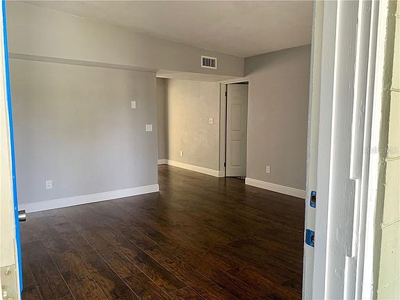 4th image of 7028 Eaker Dr
