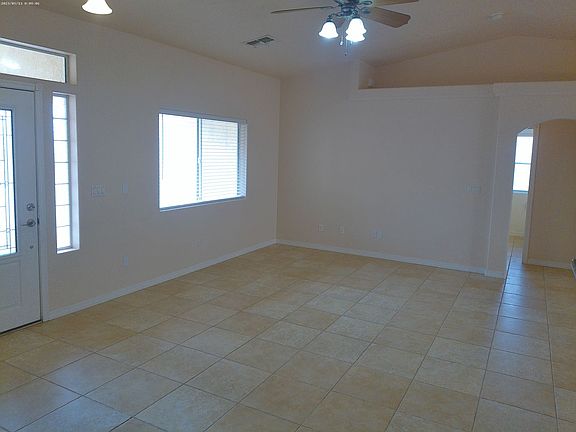 2nd image of 3005 Gatewood Dr