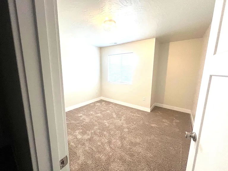 3199 W 1625 N #19 — Photo 7