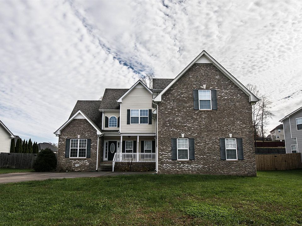 1st image of 575 Winding Bluff Way