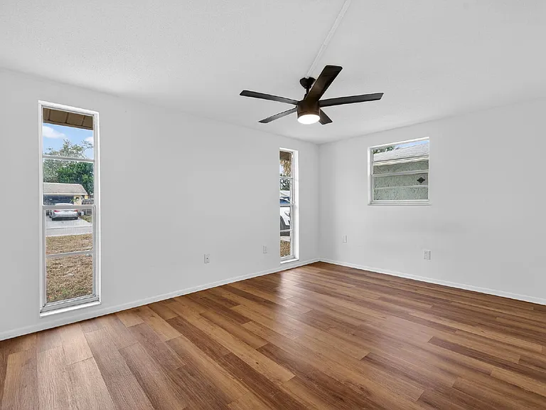 8626 Robilina Rd — Photo 39