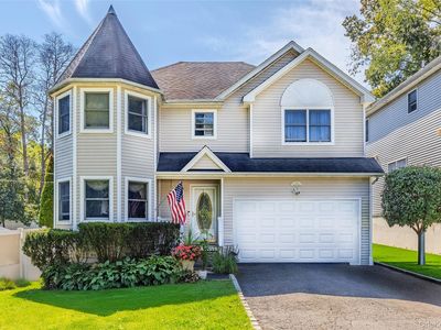 1A Mather Court, Huntington Station, NY, 11746