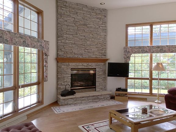 4th image of 1104 Creeks Cross Ct