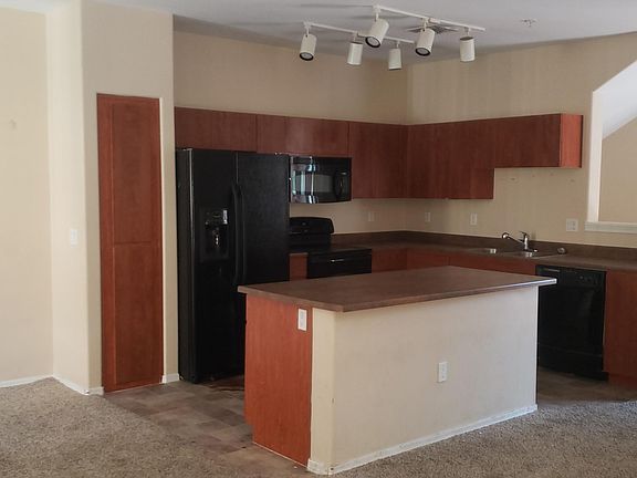 2nd image of 2450 W Glenrosa Ave Unit 17