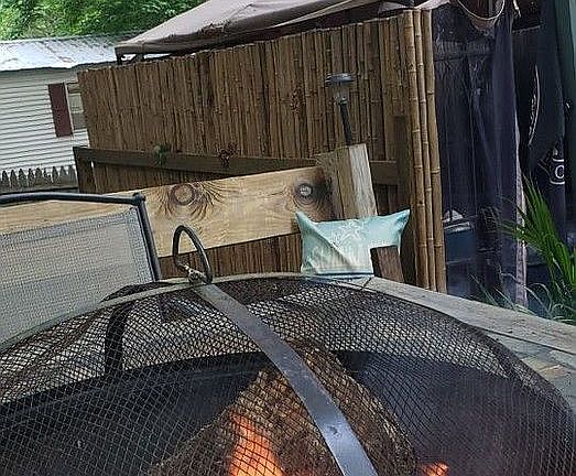 4th image of 72 Lakeside Dr