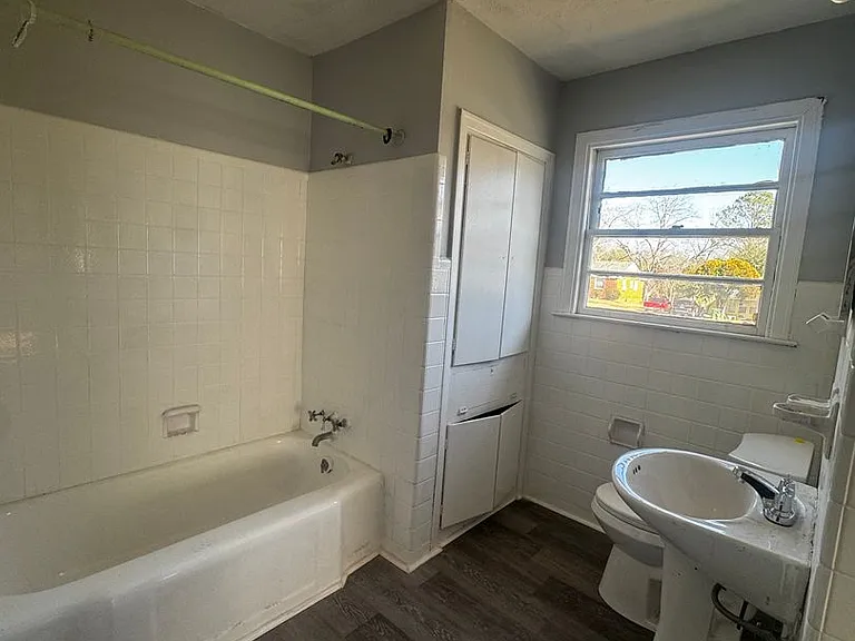 3544 Southmont Dr — Photo 6