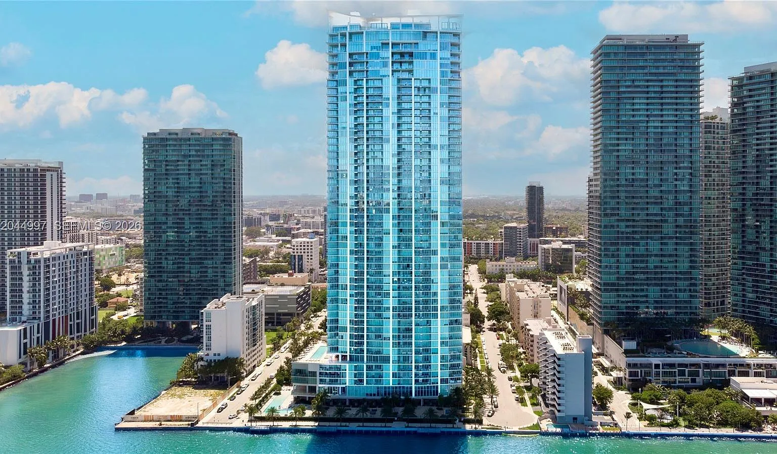 Biscayne Beach Condo — Photo 1