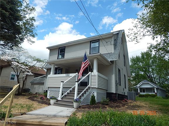 2nd image of 1350 Meriline St