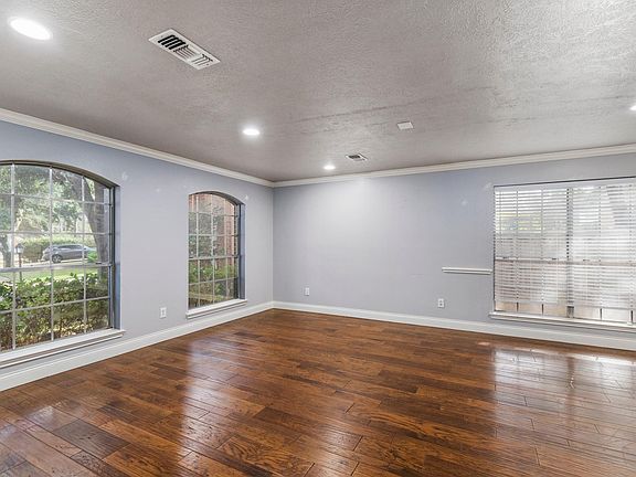 5th image of 2154 Mossy Trail Dr