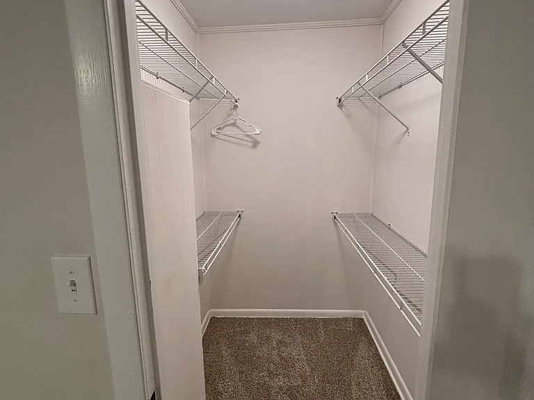 1117 Myers Park Dr #1 — Photo 9