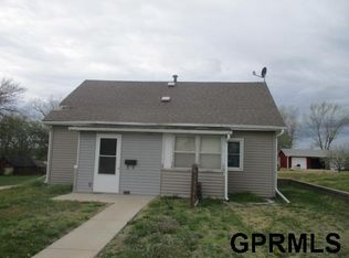 1301 Elm St, Fairbury, NE 68352