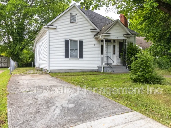 2638 Barton St, Knoxville, TN 37917