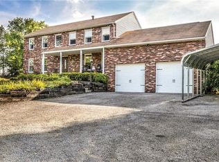 204 Old Farm Trl, Pittsburgh, PA 15238