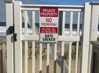 1 Osborne Pl APT 42, Sea Bright, NJ 07760
