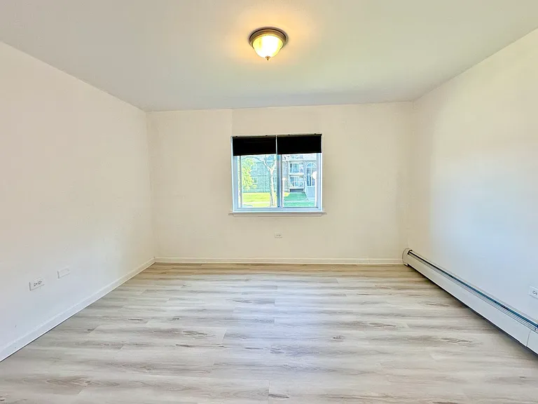 820 McIntosh Ct #106 — Photo 12