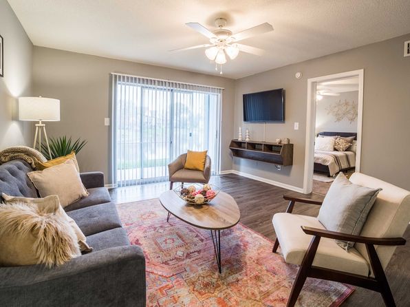6612 Eagle Pointe Dr N #18-2A