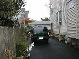 2nd image of 1529 Roselle St