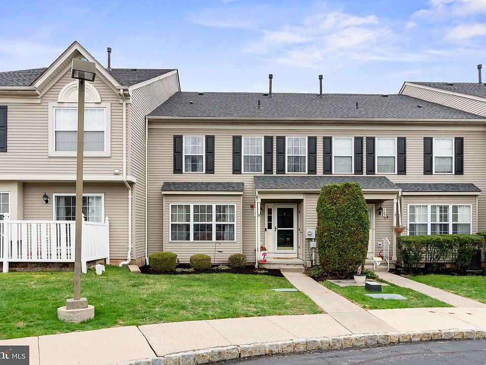 1st image of 1102 Cherry Wood Ct #1102