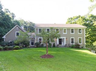 12 Brundige Dr, Goldens Bridge, NY 10526