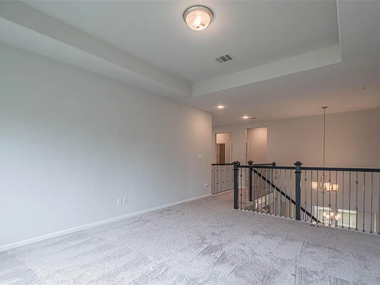 1618 Clover Ct — Photo 24