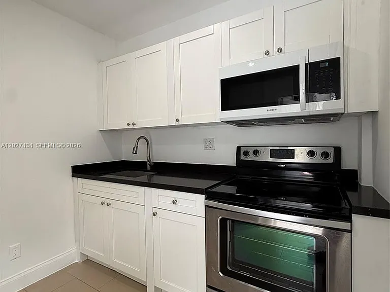 6723 NE Miami Pl #2 — Photo 17
