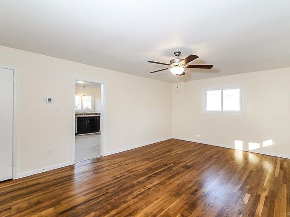 5th image of 4106 Jackie Ln