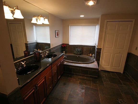Master Bath2