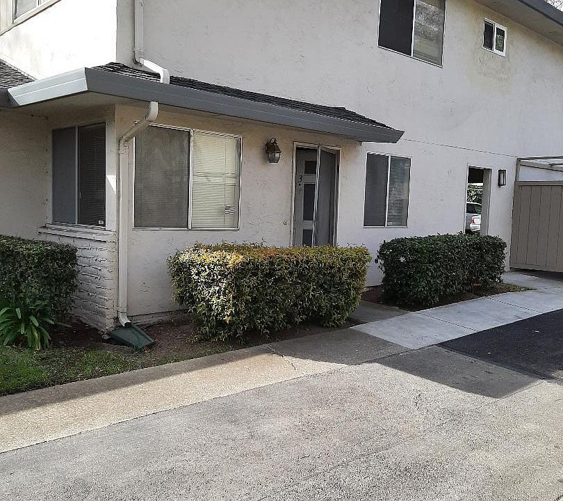 2nd image of 321 N 1st St APT 3