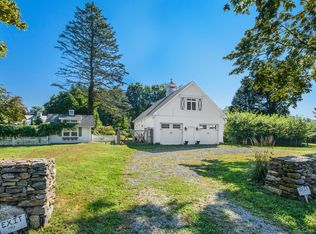 1120 Hulls Hwy, Southport, CT 06890