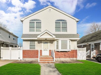 80-07 257th Street, Glen Oaks, NY, 11004