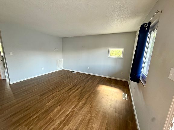 4th image of 5639 Lon Roberts Dr APT 2
