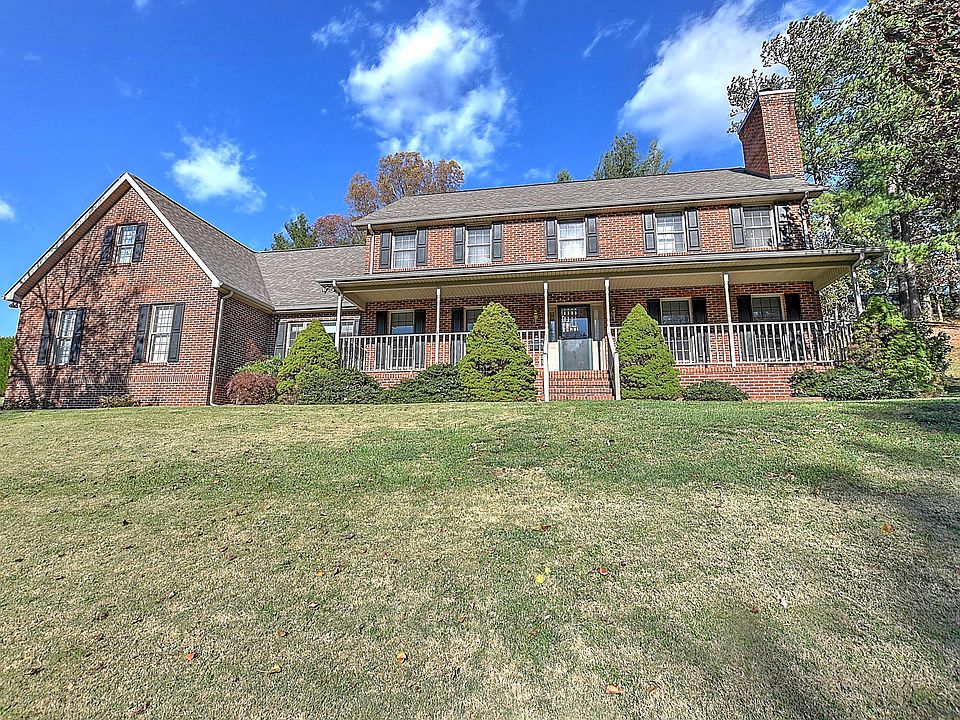1st image of 1100 Radcliffe Ave
