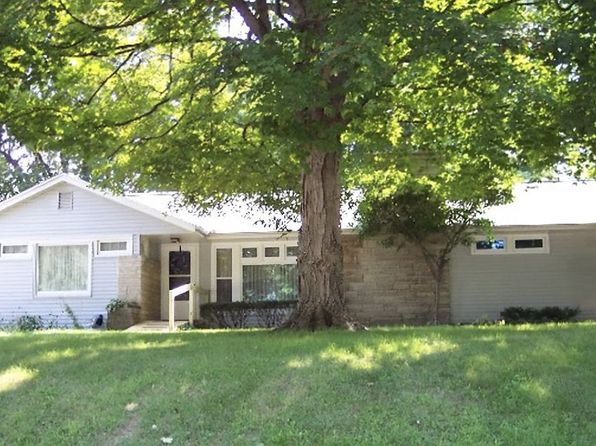401 Oak St