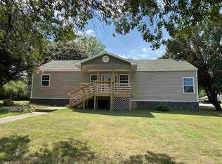 902 S 10th St, Paragould, AR 72450