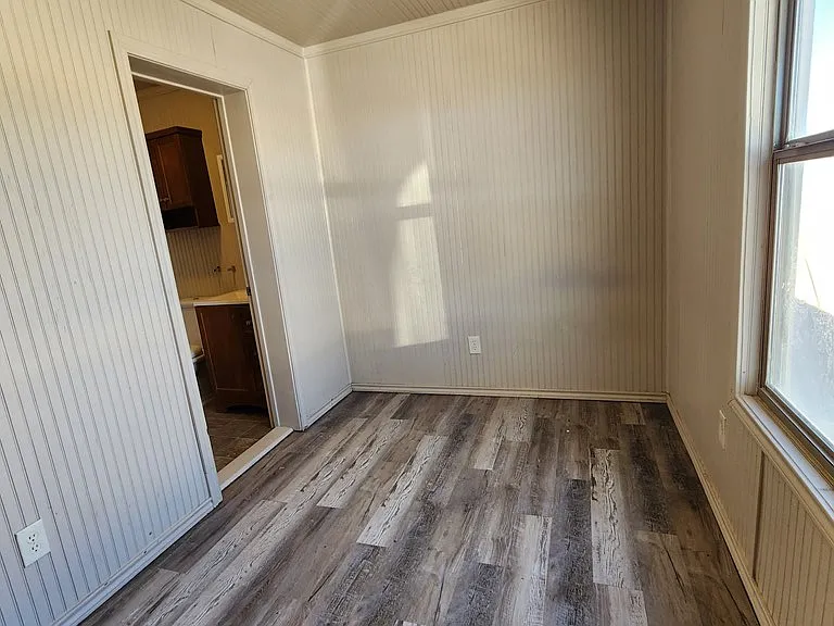 4403 S Faye Ave #B — Photo 11