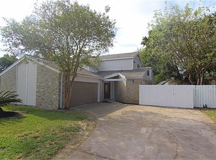 12127 Fallbrook Dr, Houston, TX 77065