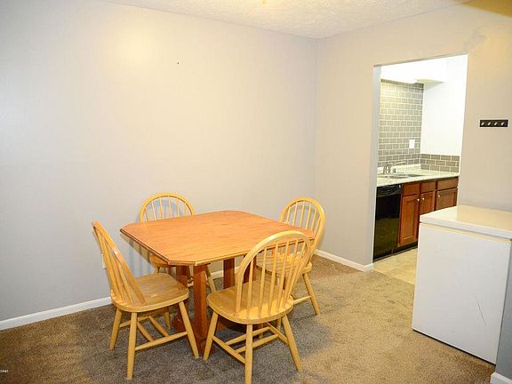 3rd image of 3509 Lodge Ln APT 119