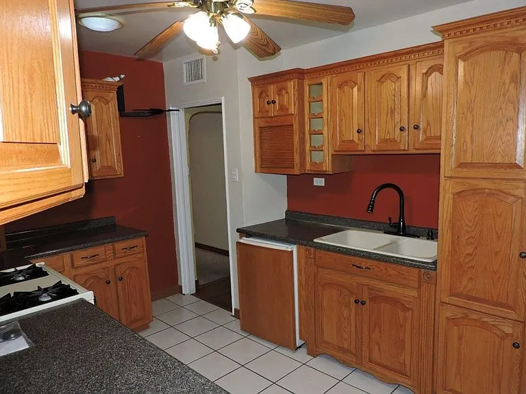 3531 Jefferson Ave — Photo 5