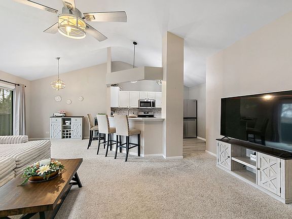 4th image of 2611 Stanton Cir
