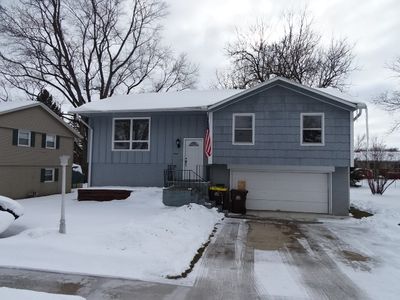 3369 Loras Dr, Freeport, IL, 61032