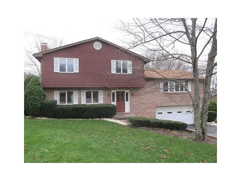 329 Westview Ct photo 1