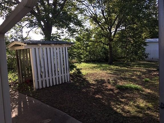 5th image of 1620 Cline St