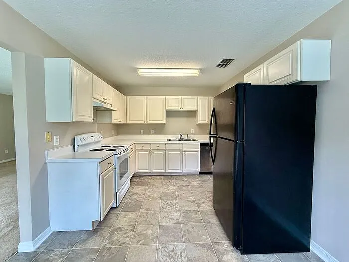 2421 Abalone Blvd — Photo 12