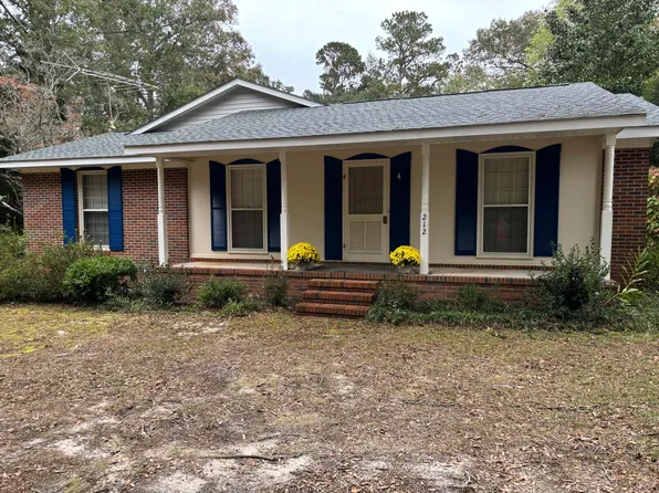 212 Oak Ln, Barnwell, SC 29812