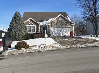 1006 SE Sunnyside School Rd, Blue Springs, MO 64014