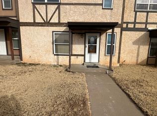 1411 Hickory St, Clovis, NM 88101