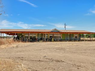 20517 Avenue 384, Woodlake, CA 93286