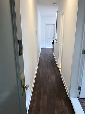 Rented by Metroline Realty | media 53